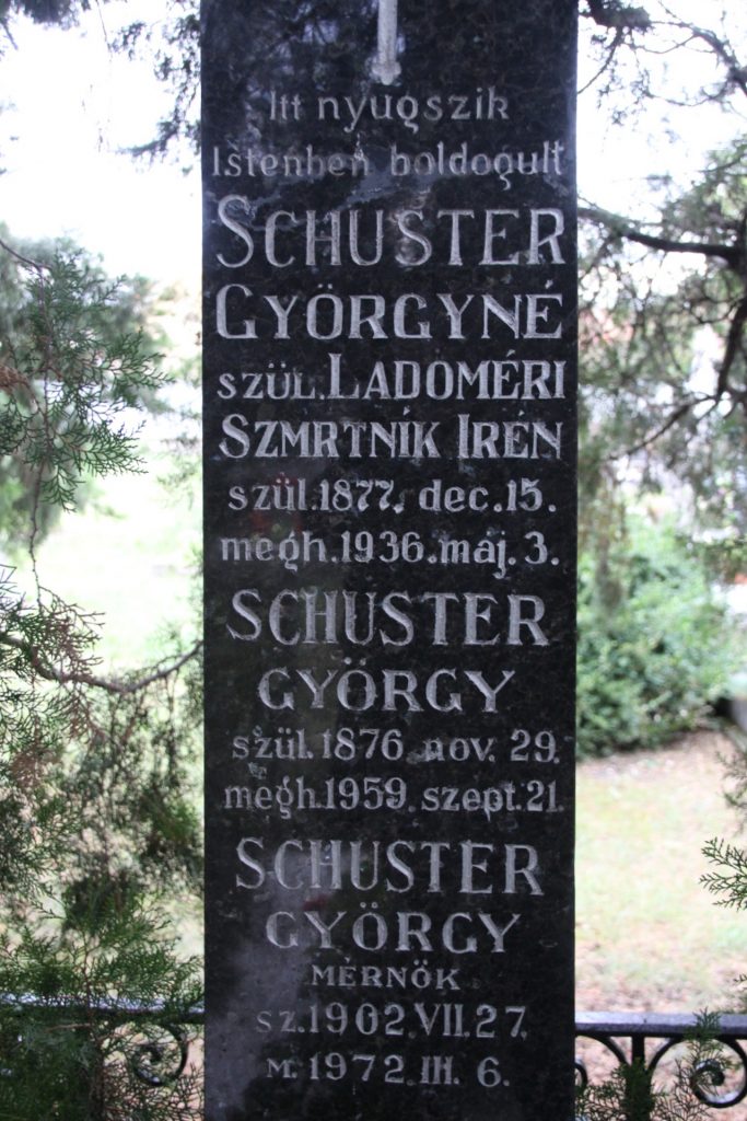 Schuster család sírja