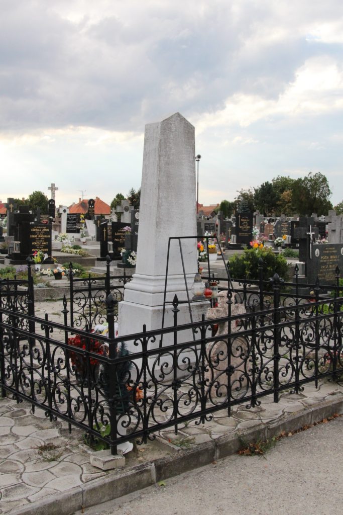 Ferenczy Lajos emlékére állíttatott kereszt