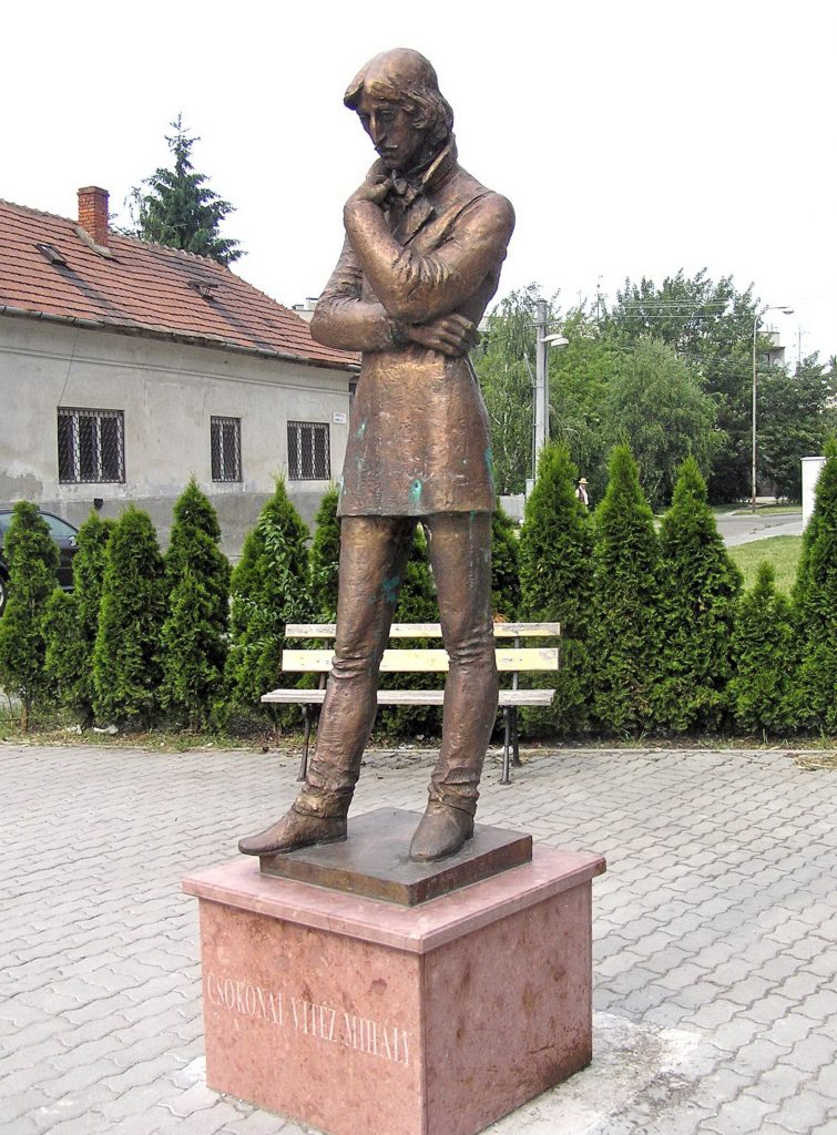 Csokonai Vitéz Mihály szobra