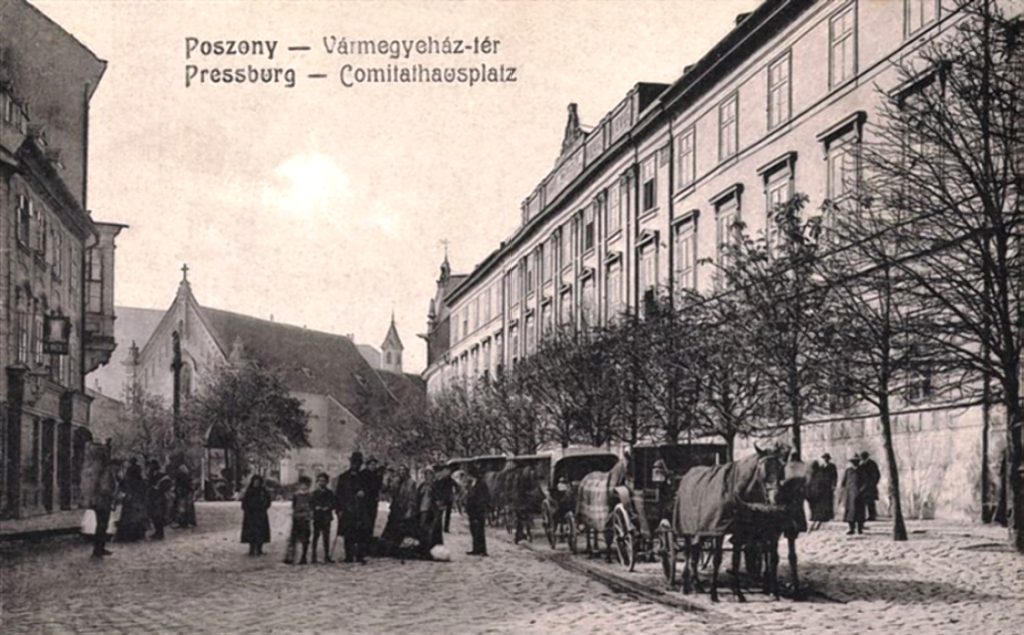 Vármegyeháza