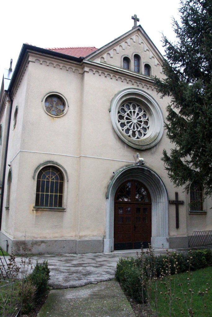 A Rózsafüzér királynője tiszteletére szentelt római katolikus templom