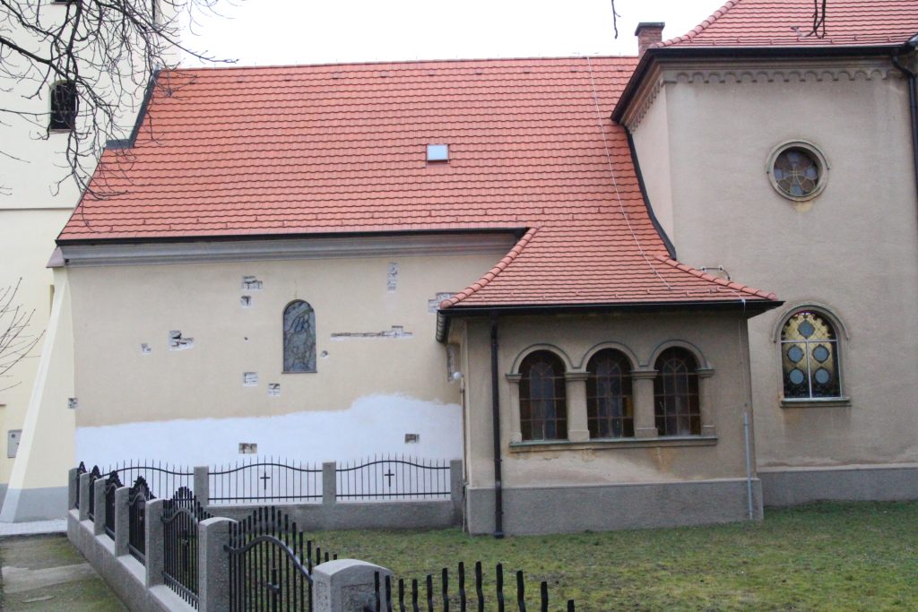 A Rózsafüzér királynője tiszteletére szentelt római katolikus templom