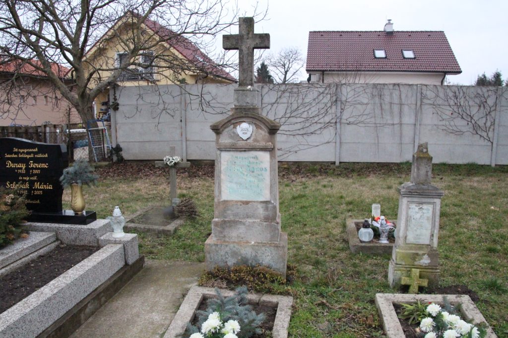 Duray János hidászkatona sírja
