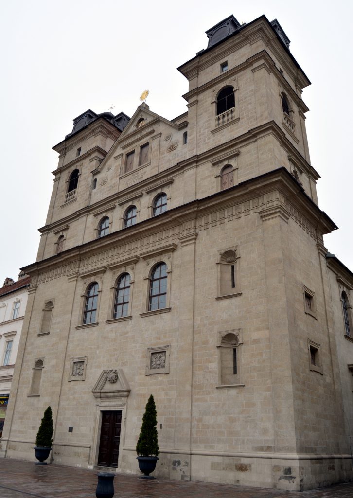 Premontrei Szentháromság templom