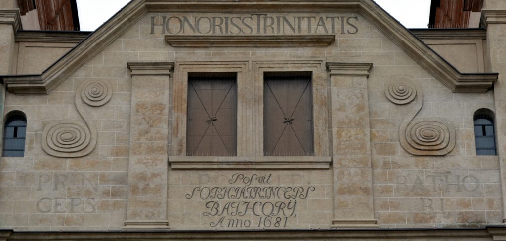 Premontrei Szentháromság templom