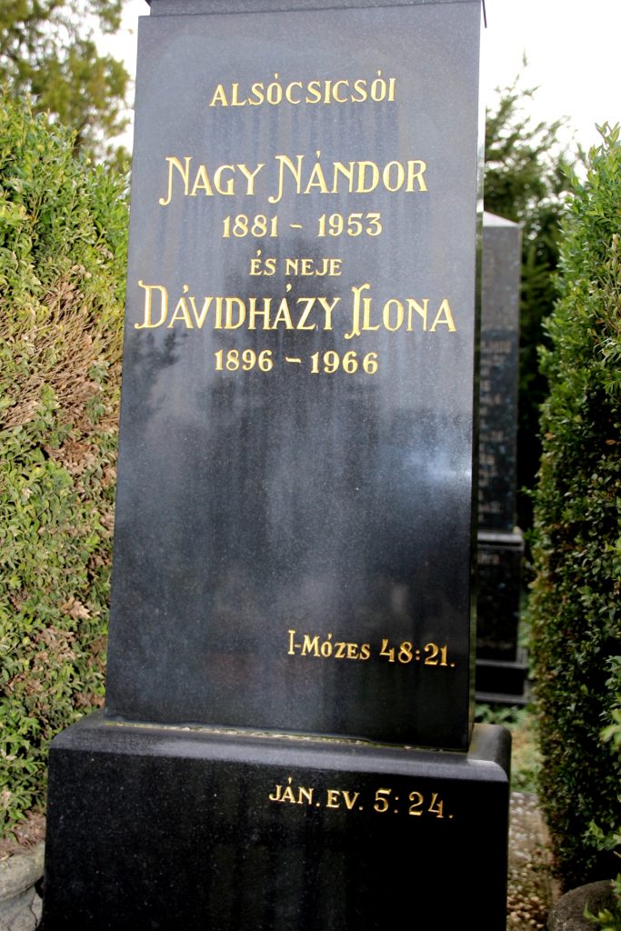 Alsócsicsói Nagy Nándor családi sírkertje
