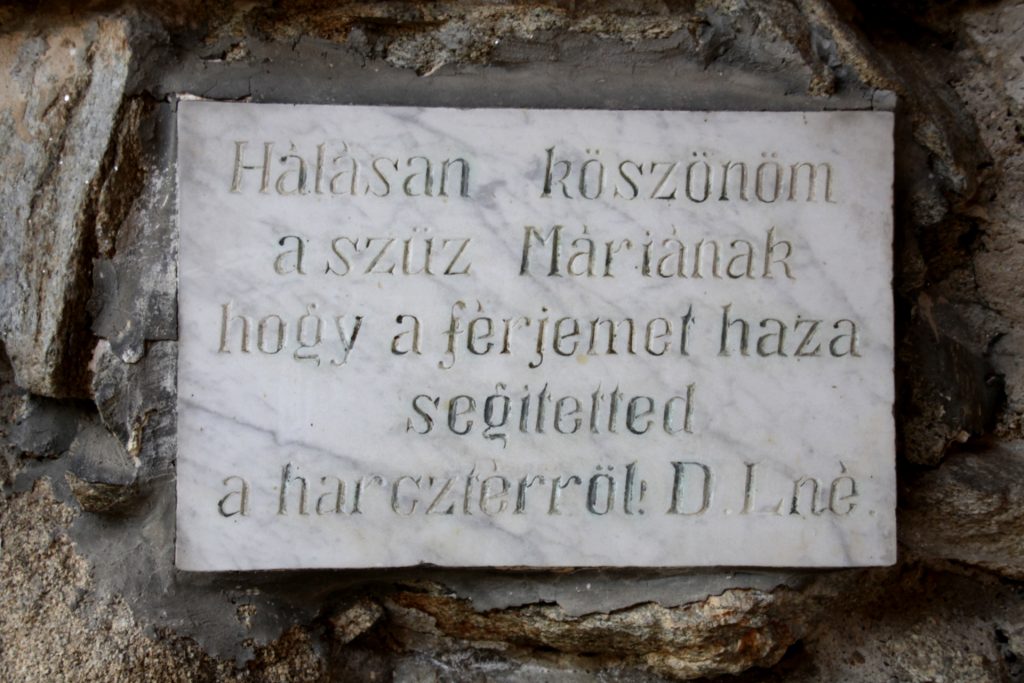 Lourdes-i barlang Vőkön