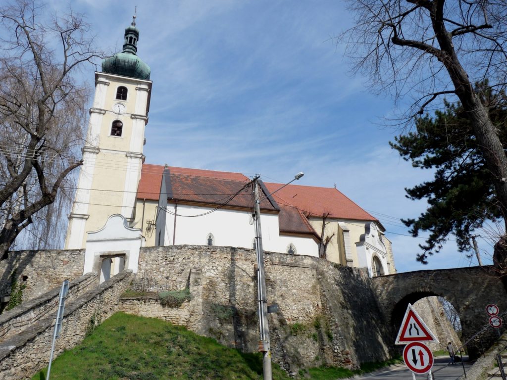 Szent László plébániatemplom