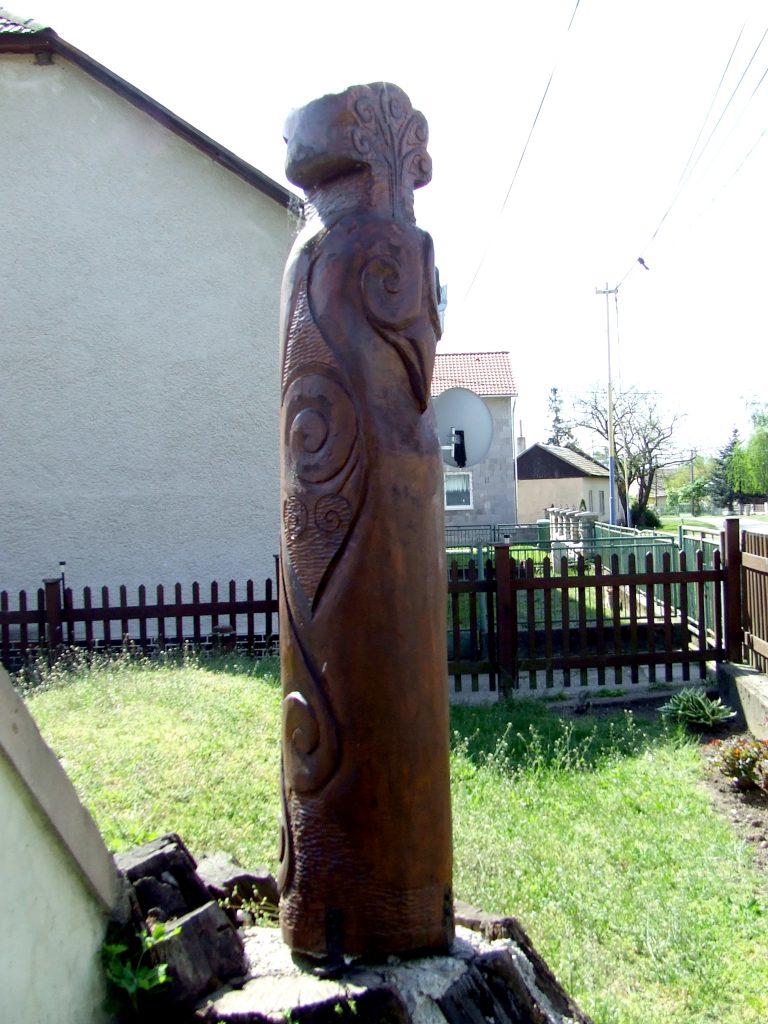 Fácán szobor