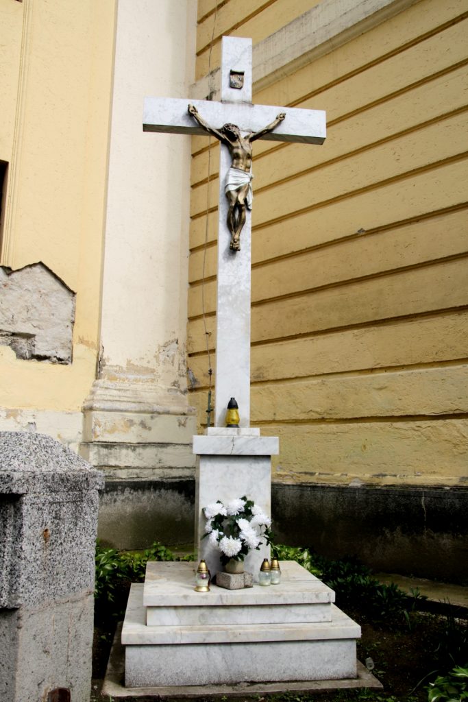 Templomkerti kereszt