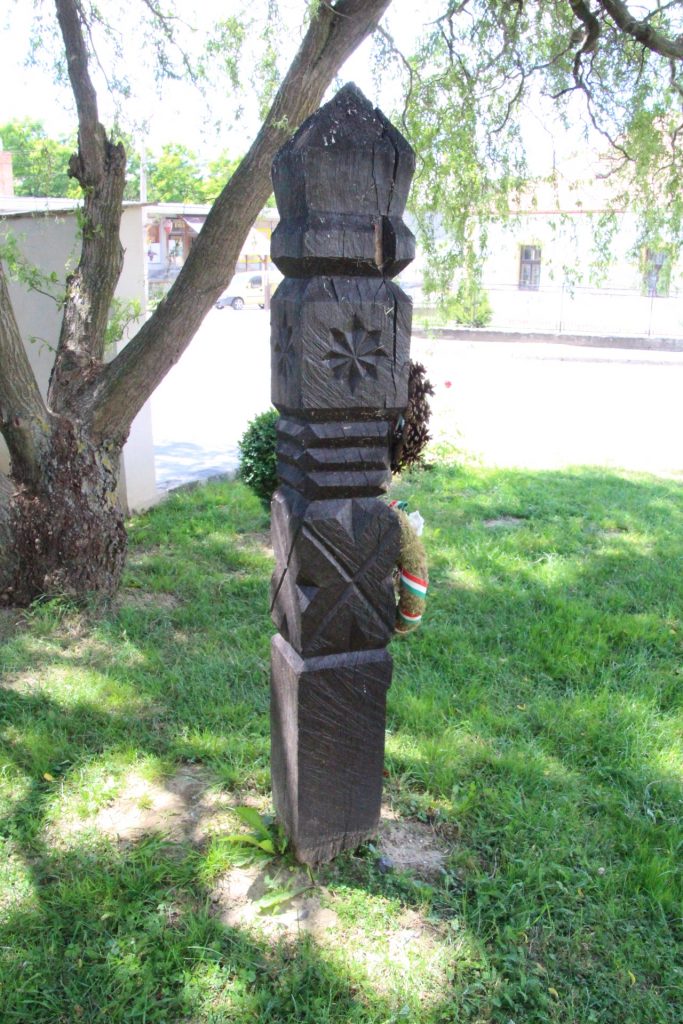 almagy-kopjafak (9)