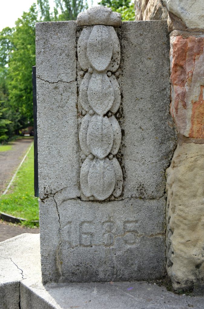 ersekujvar-torok-uralom-aloli-felszabadulas-emlekmuve (7)