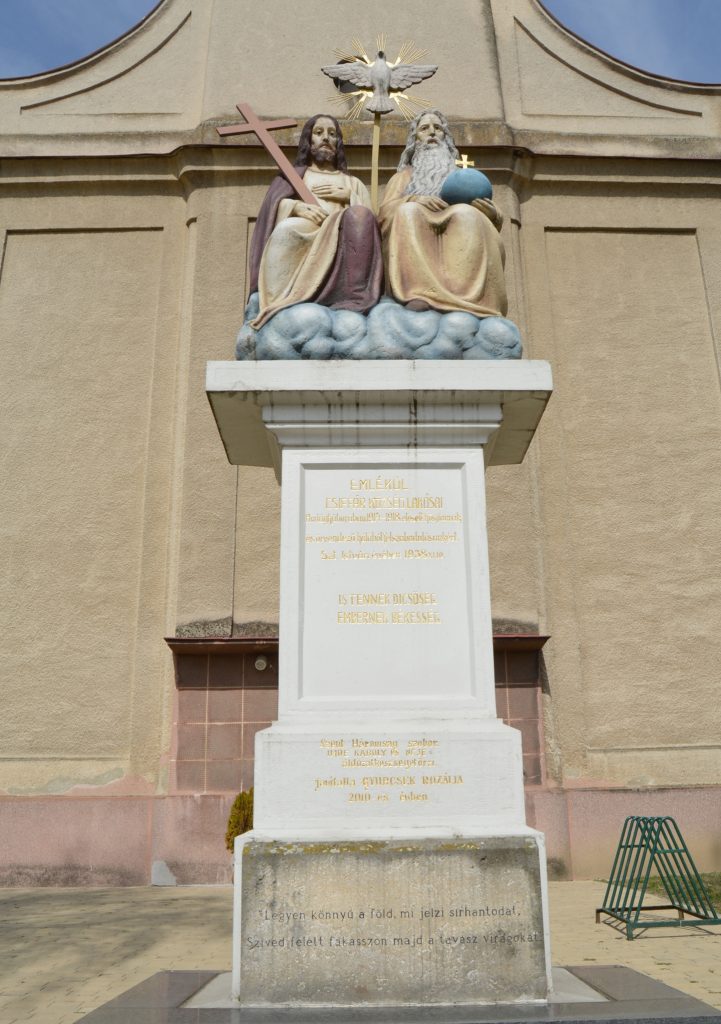 csiffar-szentharomsag-szobor (8)