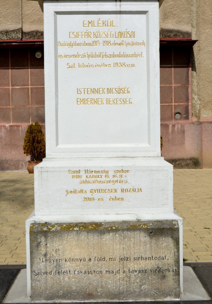 csiffar-szentharomsag-szobor (9)