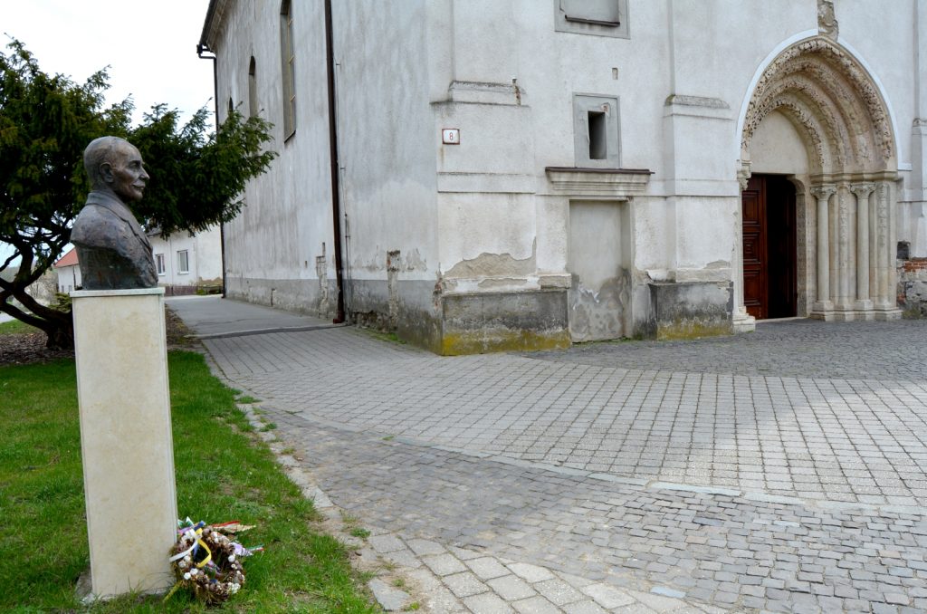 ipolysag-sajo-sandor-mellszobra (3)