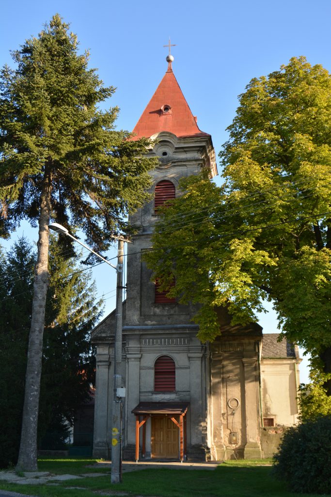 komaromfuss-katolikus-templom (5)