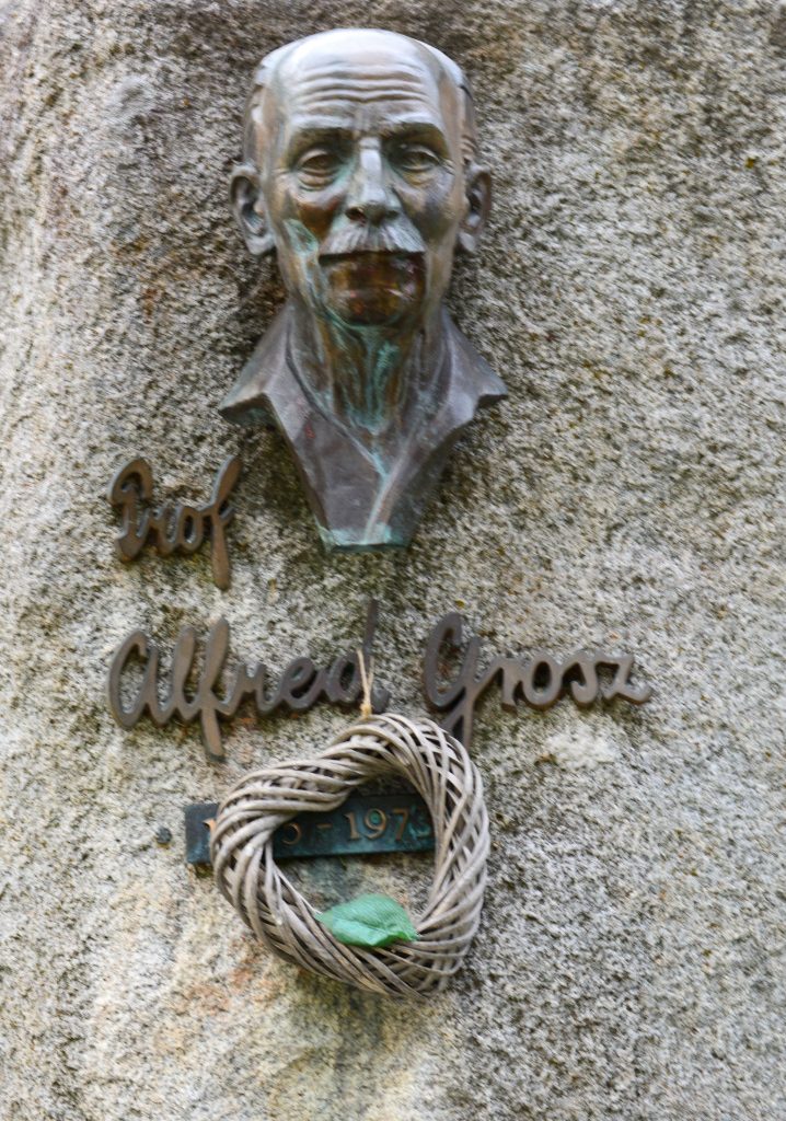 kezsmark-grósz-alfred-mellszobra (4)