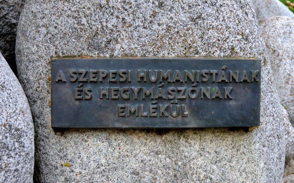 kezsmark-grósz-alfred-mellszobra (9)