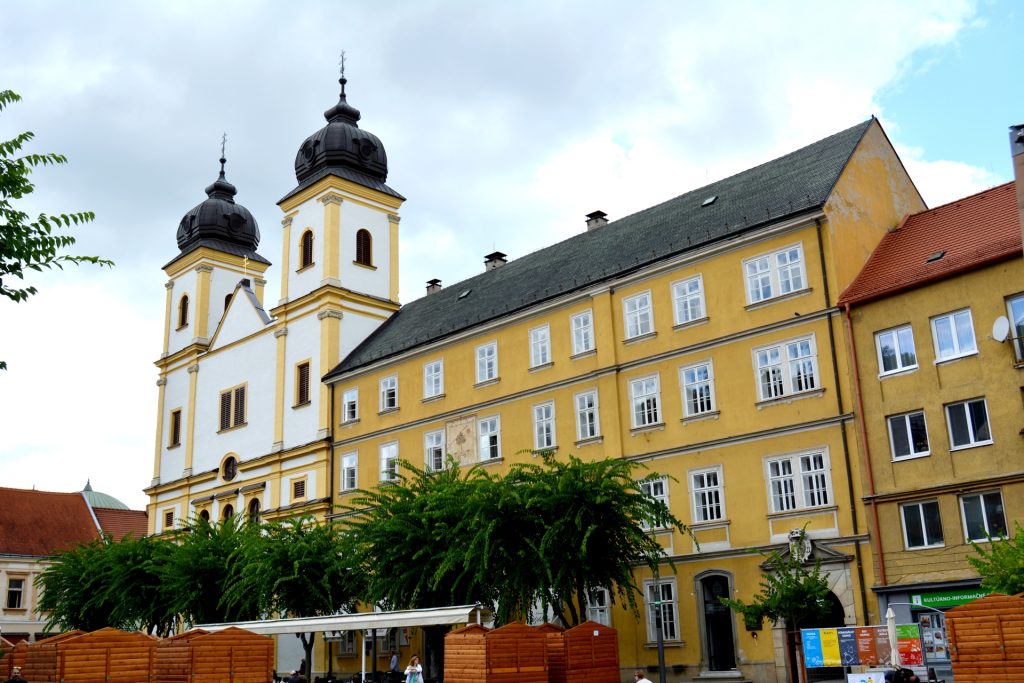 trencsen-szent-ferenc-templom-rendhaz (4)