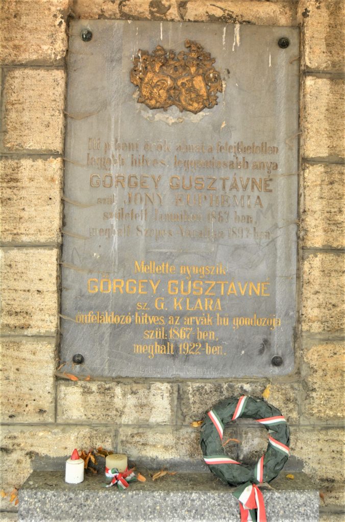 toporc-gambelli-klara-sirja (7)