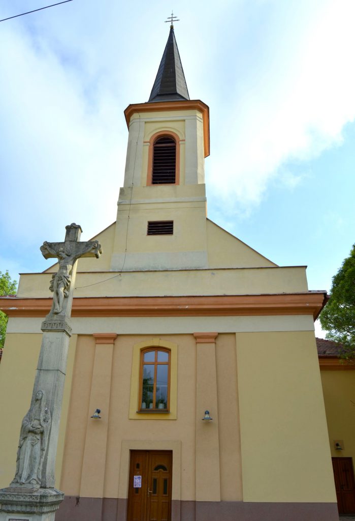 vagkiralyfa-katolikus-templom (3)