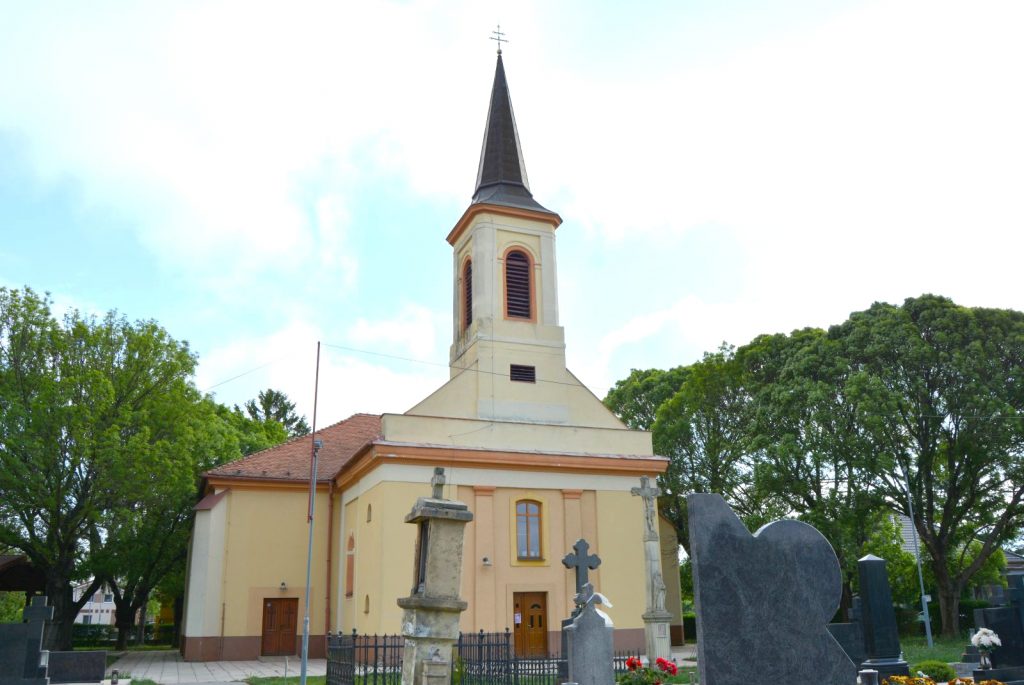 vagkiralyfa-katolikus-templom (7)