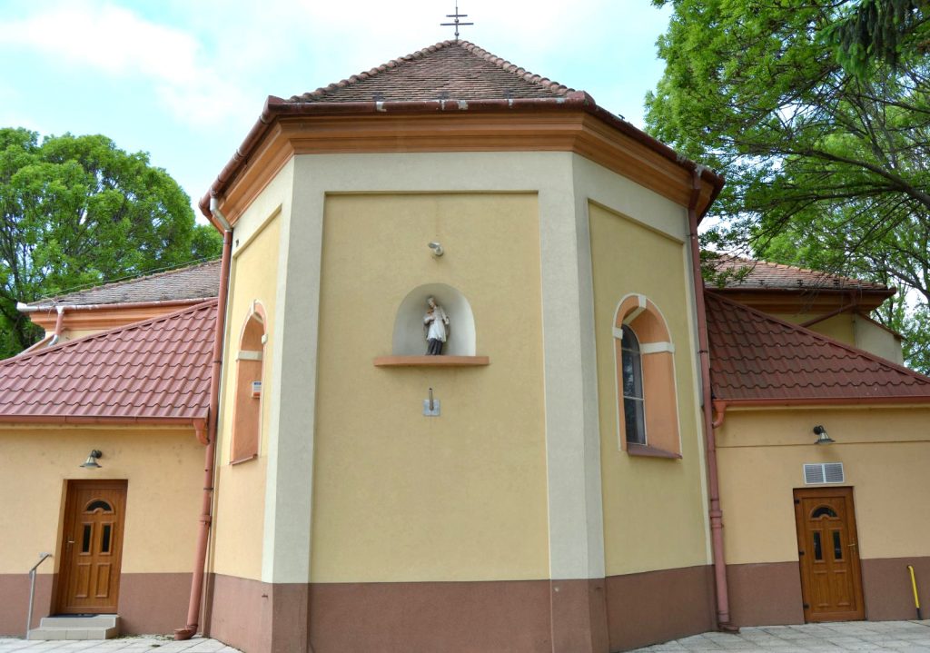 vagkiralyfa-katolikus-templom (8)
