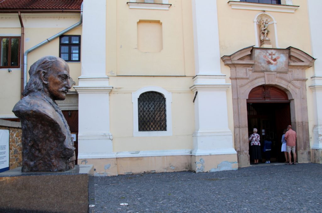 fulek-2-kohary-istvan-szobra (4)