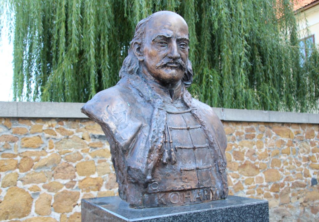 fulek-2-kohary-istvan-szobra (9)