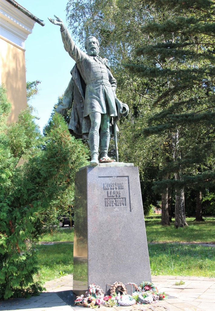 rozsnyo-kossuth-szobor (6)