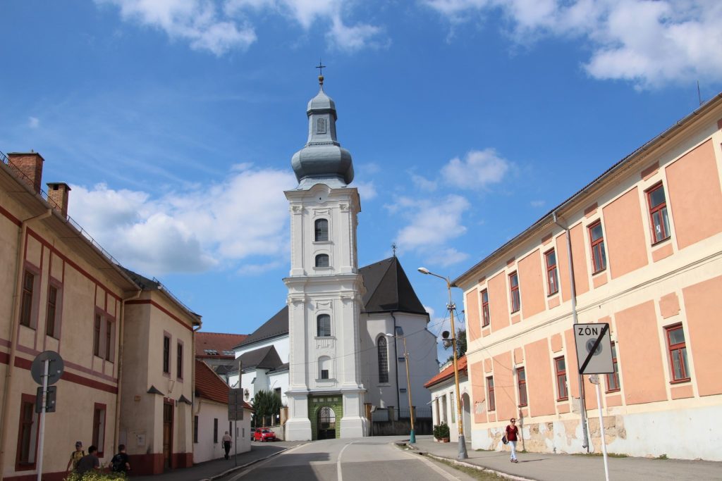 rozsnyo-szuz-maria-mennybemenetele-templom (2)