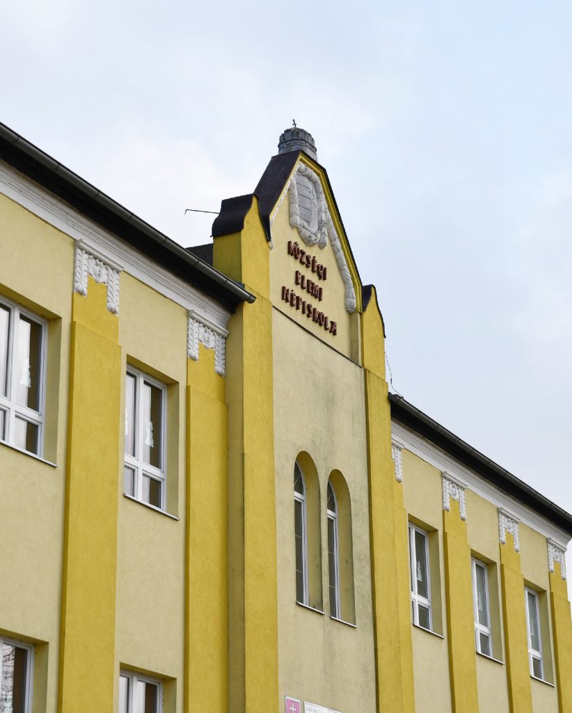 Muzsla_4000_iskola (6)
