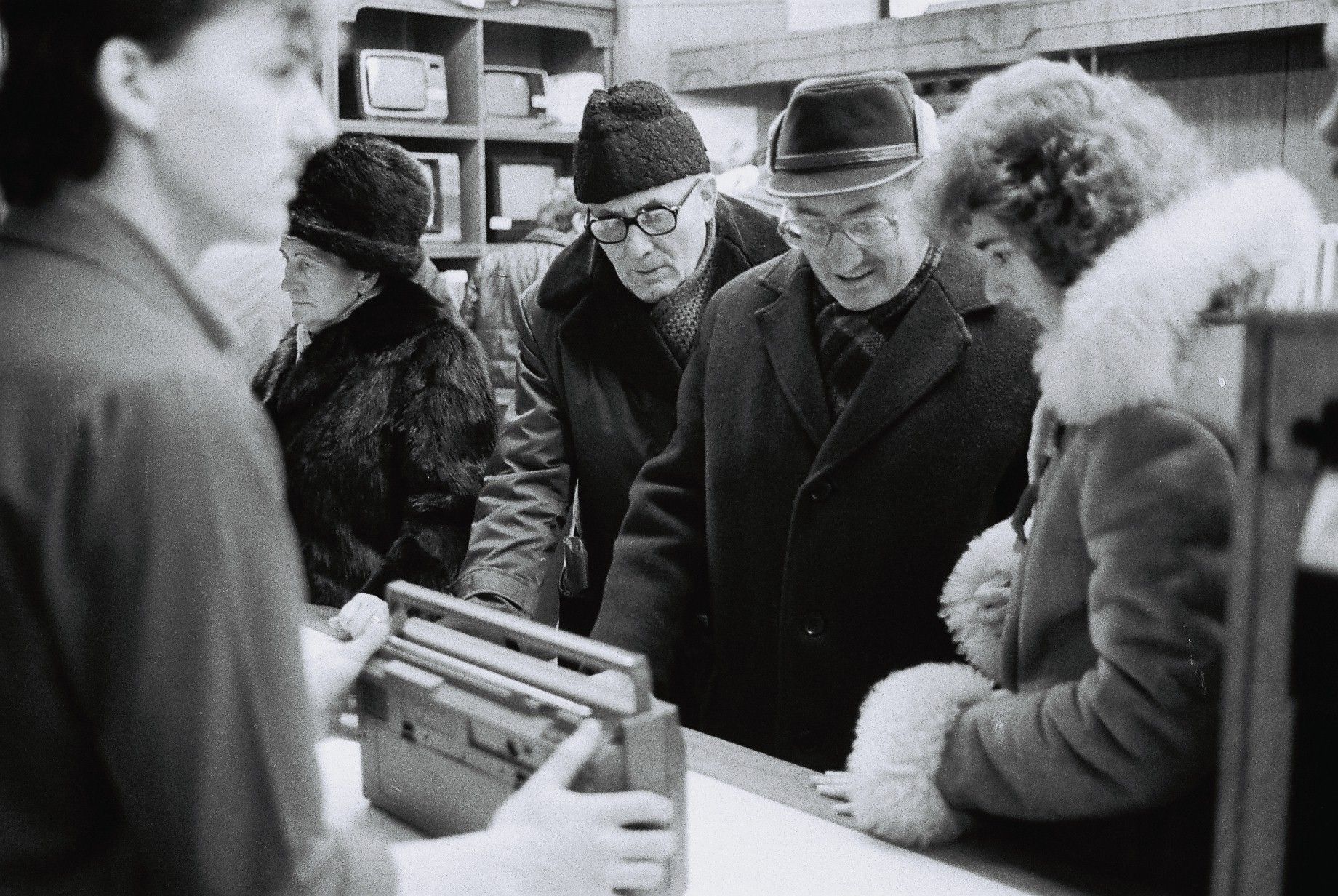 Nakupovanie rádia na Vianoce, Debrecín, 1988.