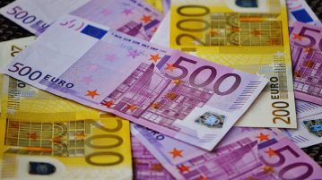 A minisztérium ellenőrzi, mert sokan rosszul adták meg a számlaszámukat az oltási lottón