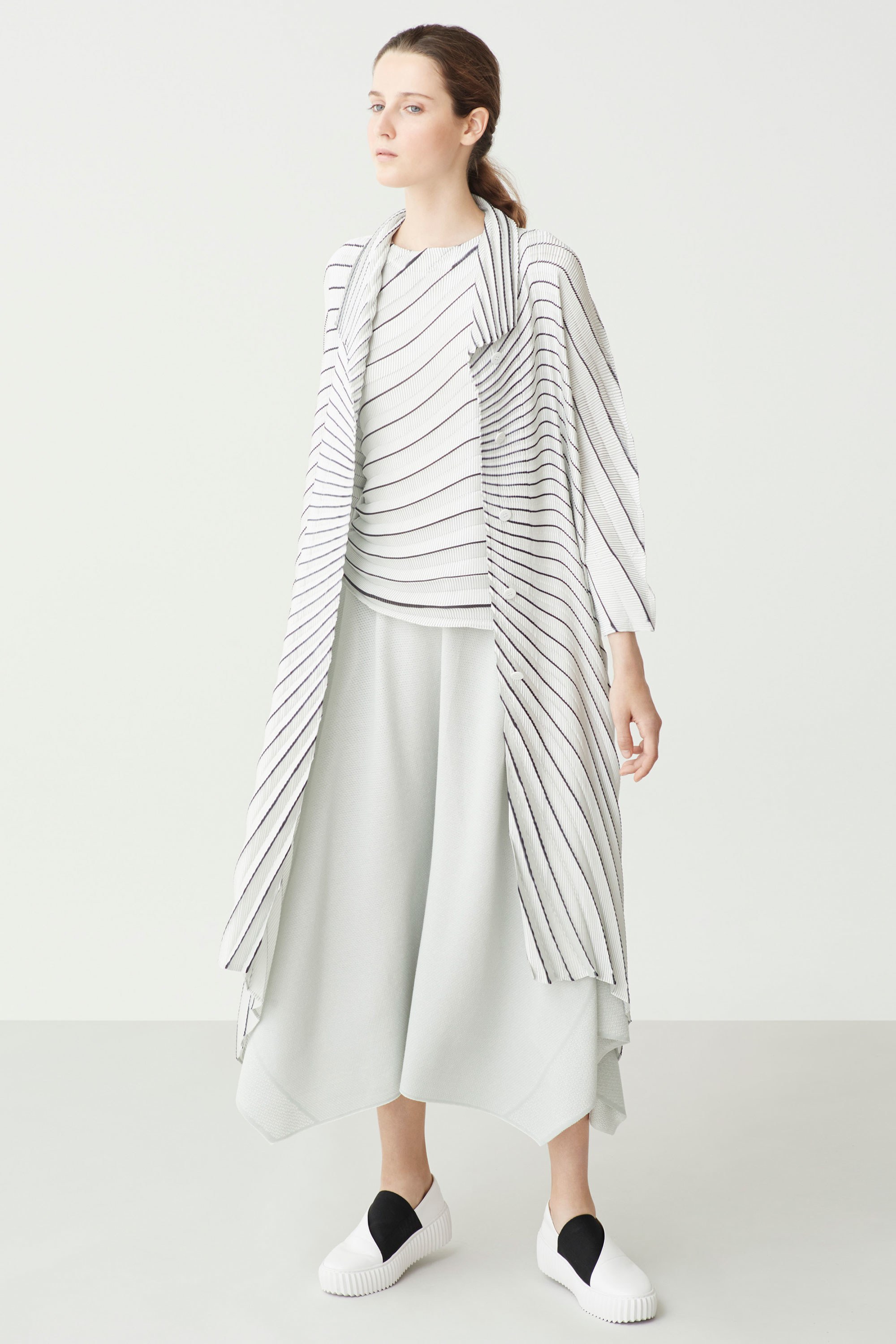 16-issey-miyake-resort-2018