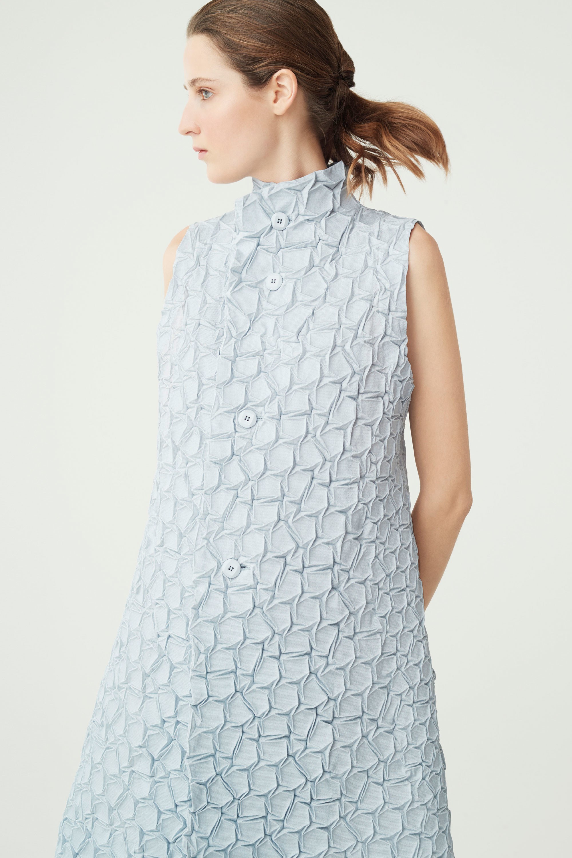 20-issey-miyake-resort-2018