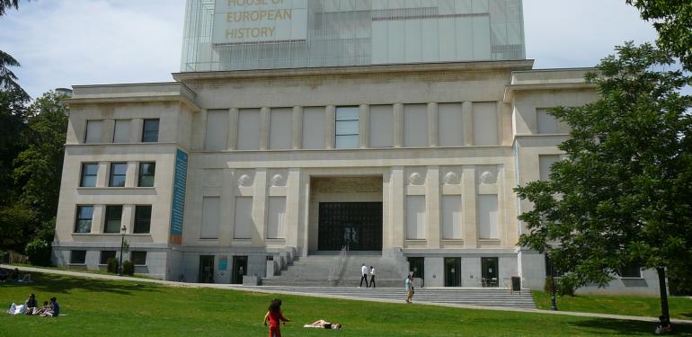 Guy Delsaut, CC BY-SA 4.0 <https://creativecommons.org/licenses/by-sa/4.0>, via Wikimedia Commons