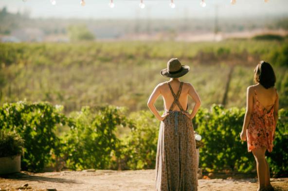 Fashion from behind
