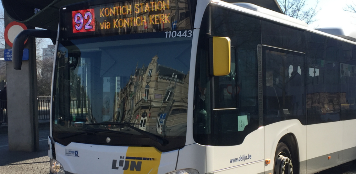 Een bus van De Lijn.