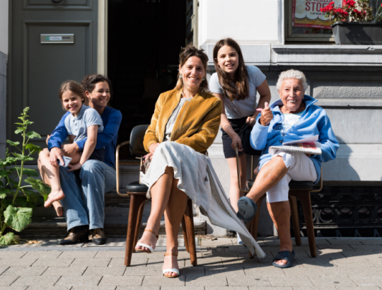 In heel Vlaanderen kwamen weer vele burgers, jong en ouder, op straat om het verkeer te tellen.