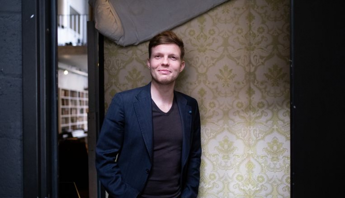 Nieuws: Iedereen Beroemd Jelle Cleymans neemt met cast ‘Iedereen Beroemd’ cd op bij Motor Music