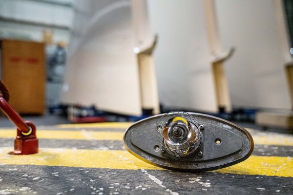 ORIGINAL Zeppelin light assembly 002 GY